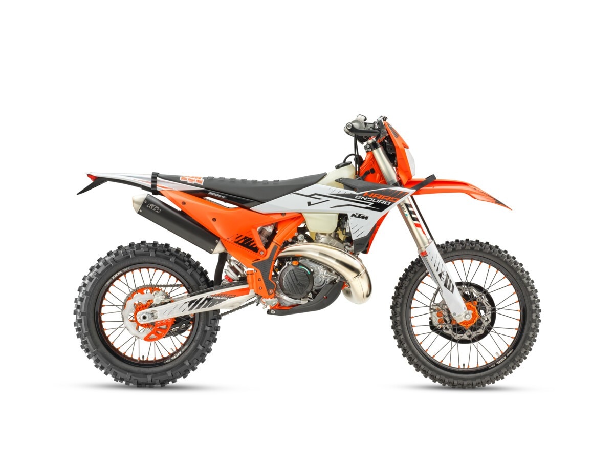 Nuova KTM 300 EXC Hardenduro 2026: regina dell’estremo